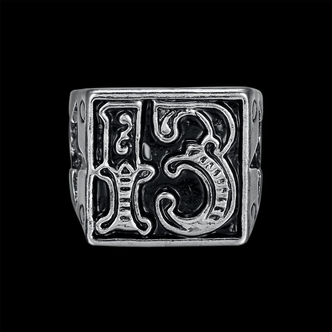 LUCKY 13 STAR RING